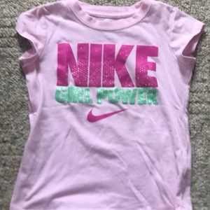 Girls size small Nike shirt